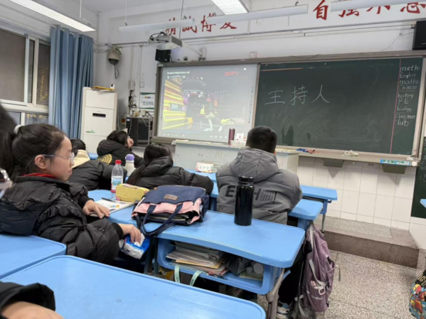 播音社2 (2) 播音社2 (2)